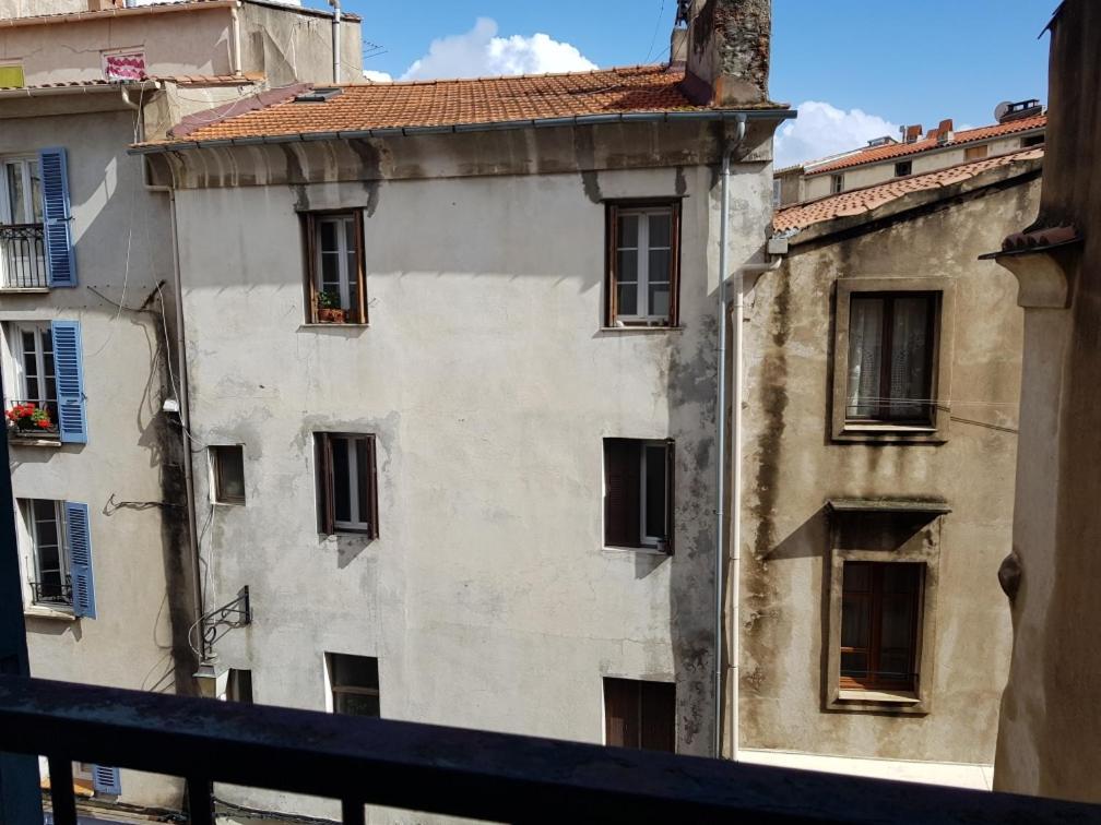 Ajaccio Vielle Ville Imperiale Grand Studio Pour 3 A 4 Personnes A Proximite Du Port Et Des Plus Belles Plages Exteriér fotografie